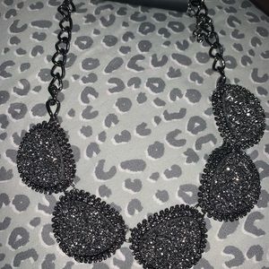 Fashion necklace NWT